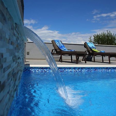 Vacation Home Meri Mirce Kültér fotó