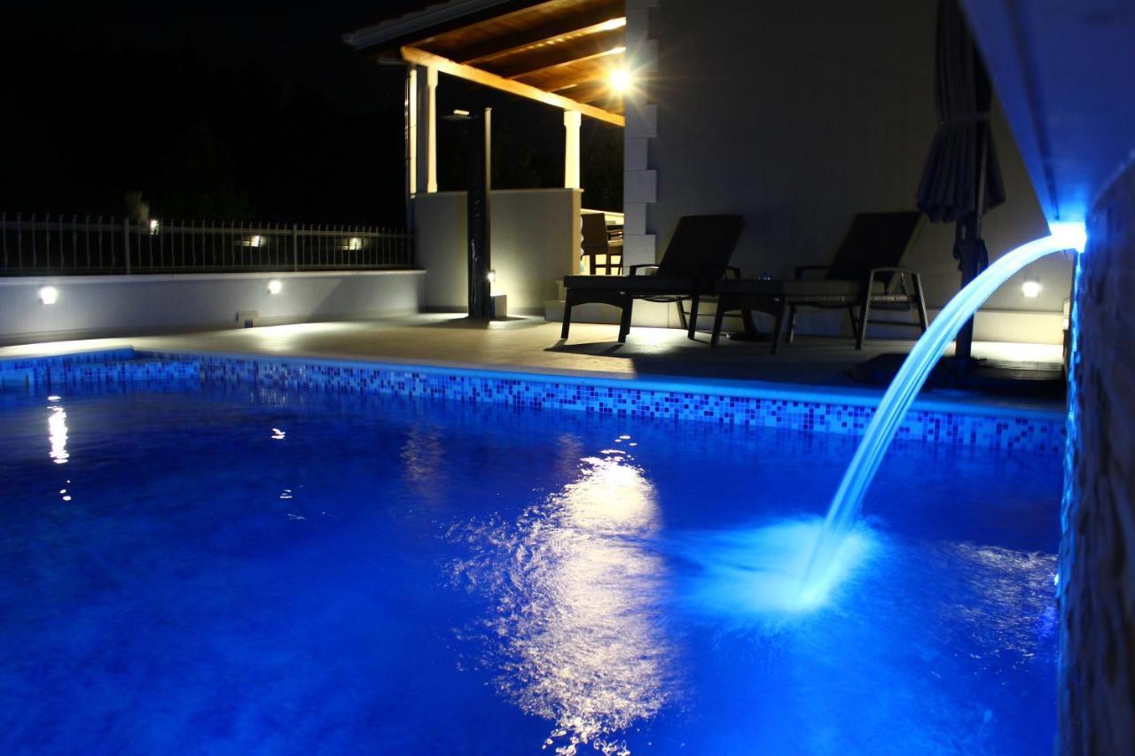 Vacation Home Meri Mirce Kültér fotó