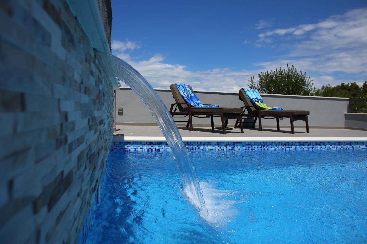Vacation Home Meri Mirce Kültér fotó